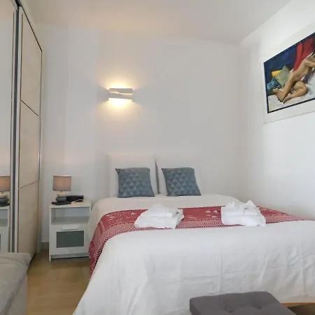 Studio Le Drakkar, Climatise, Vue Mer, Parking Prive * Антиб